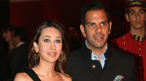 karishma kapoor,sanjay kapoor,money,divorce  డబ్బు కోసమే పెళ్లి చేసుకుందంట!